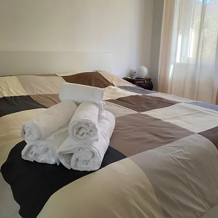 Poseidon Bed & Breakfast 3*